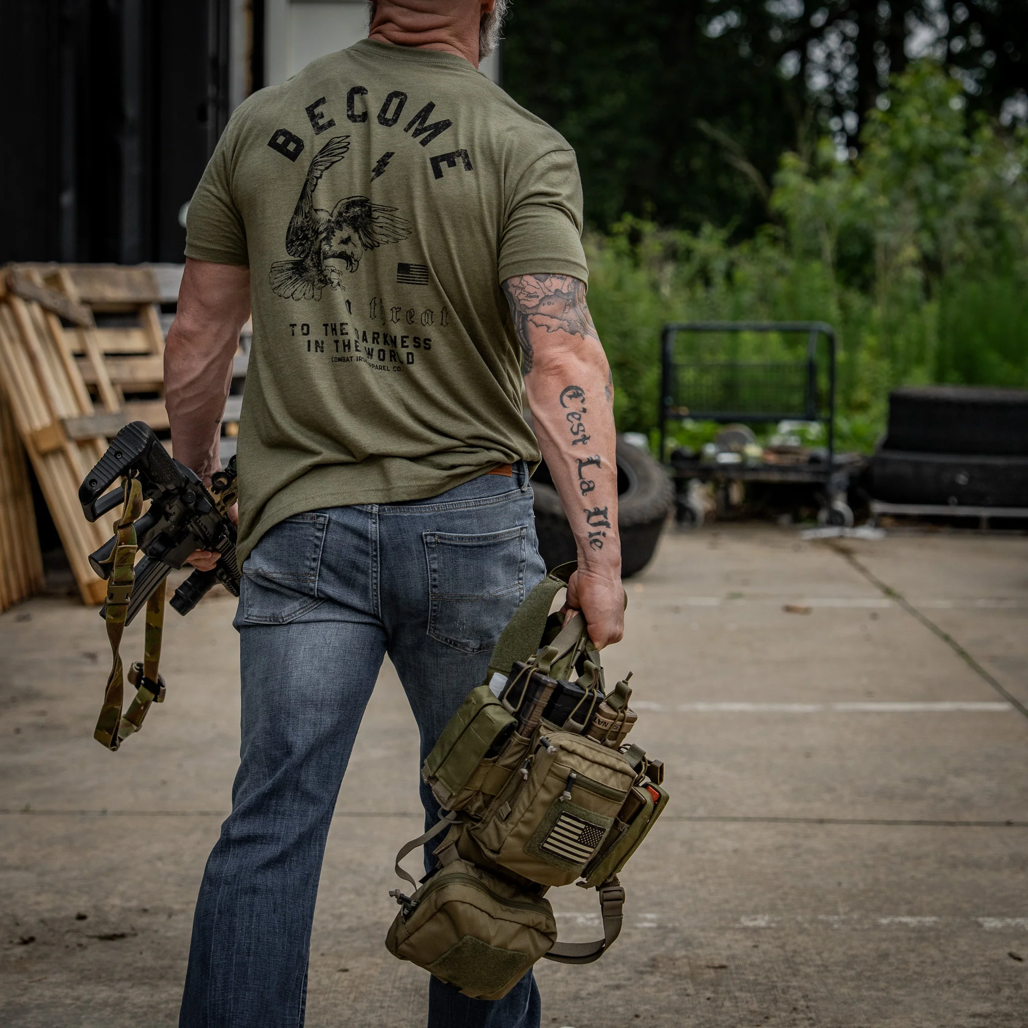 Become A Threat To The Darkness Men's T-Shirt - Image 17