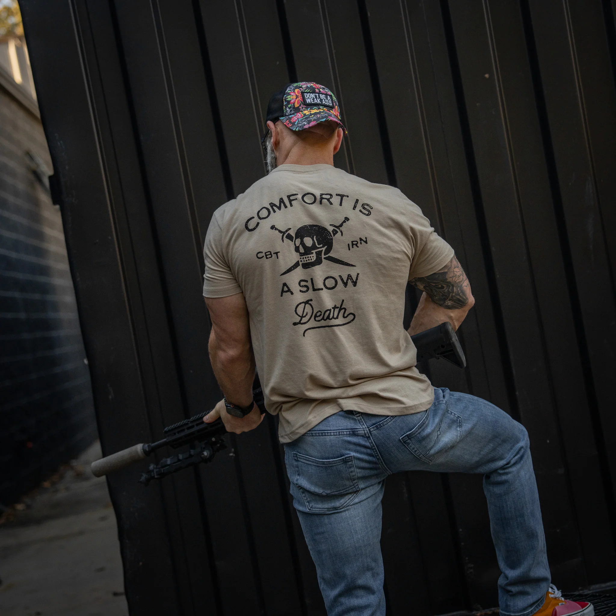 Comfort Is A Slow Death Men's T-Shirt - Image 8