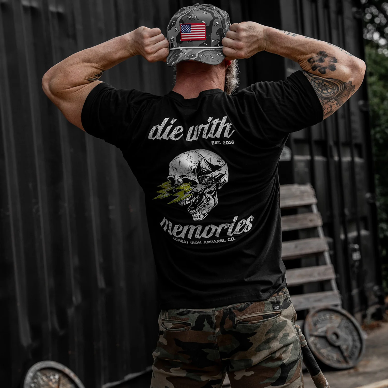 Die With Memories Men's T-Shirt - Image 5