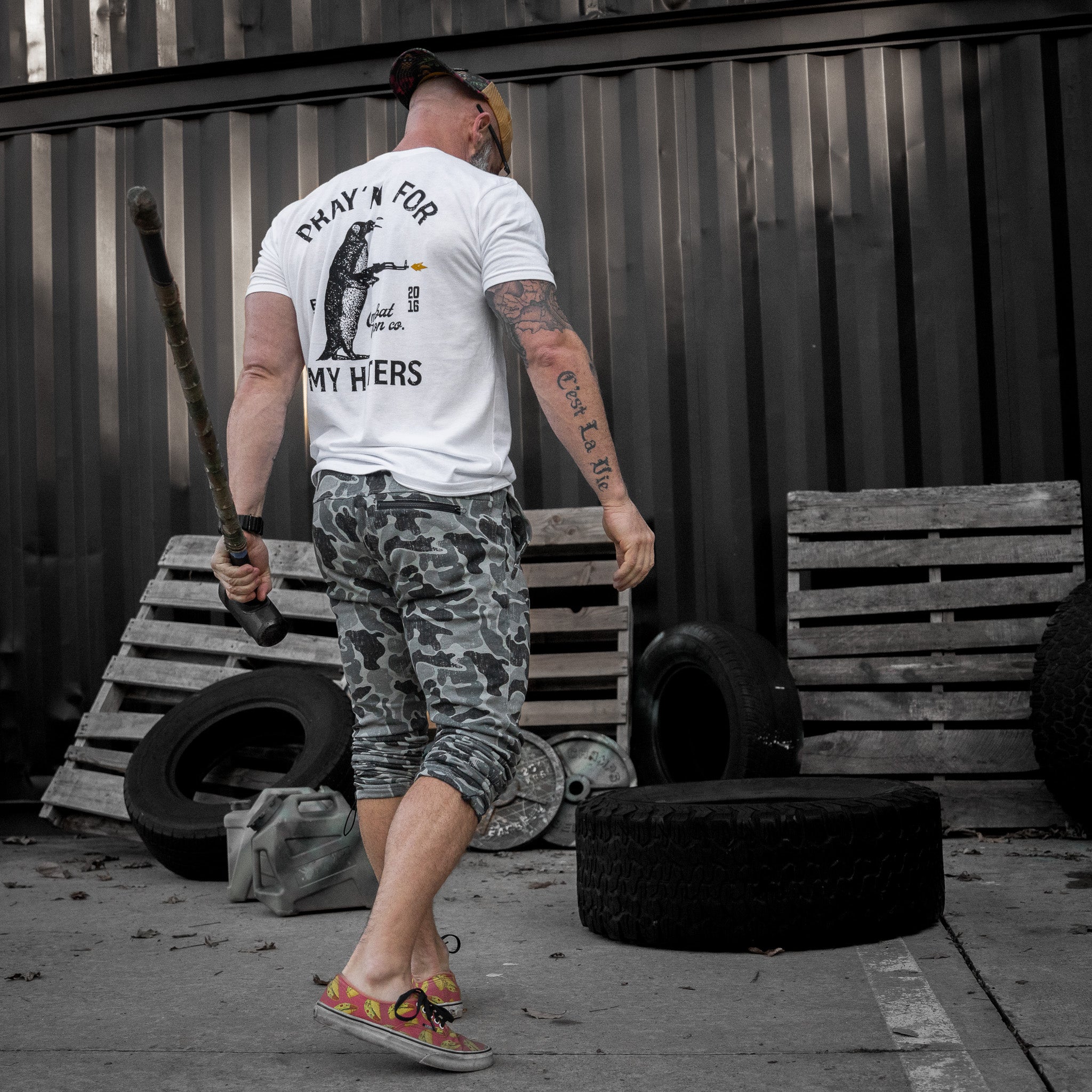 Pray'n For My Haters Men's T-Shirt - Image 5