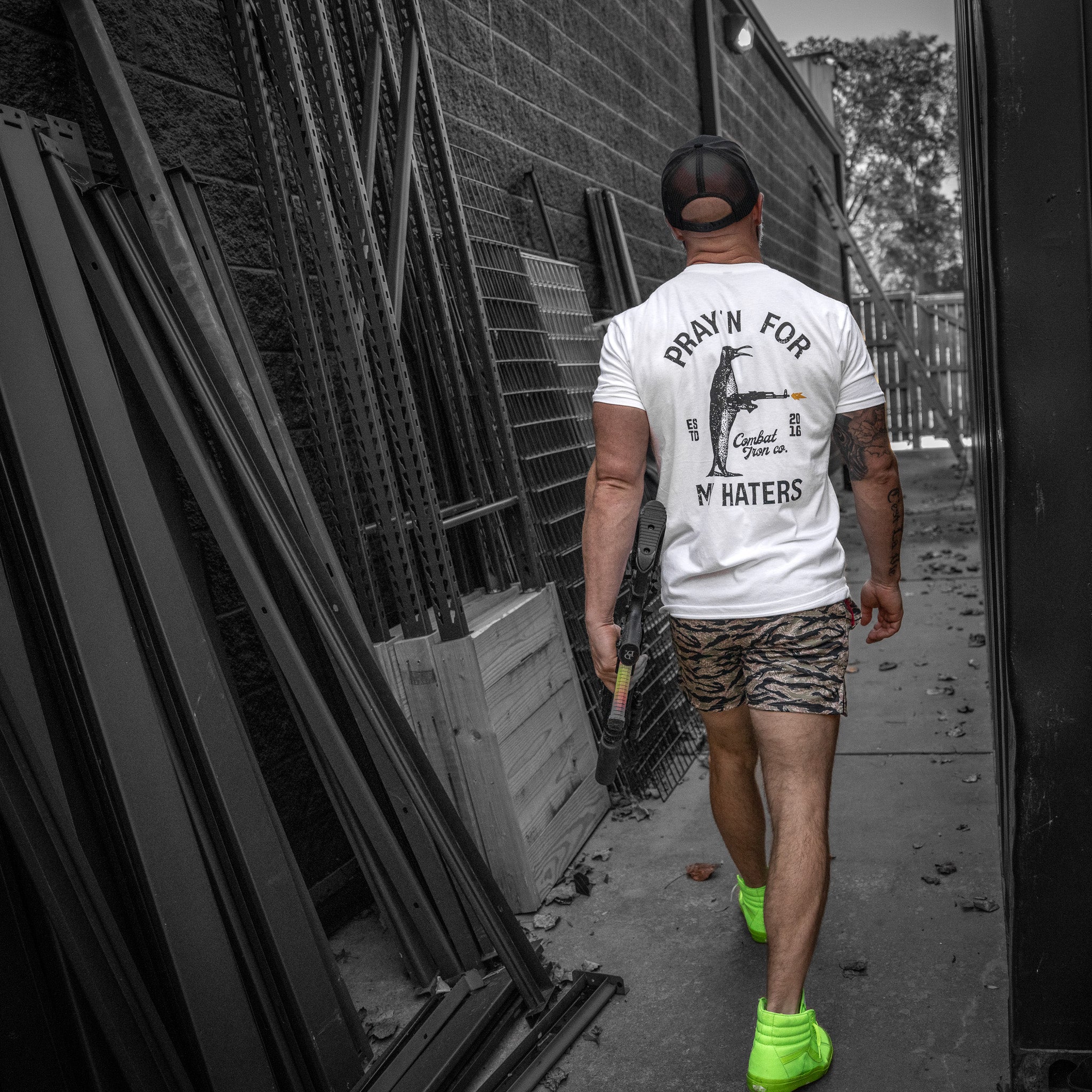 Pray'n For My Haters Men's T-Shirt - Image 7