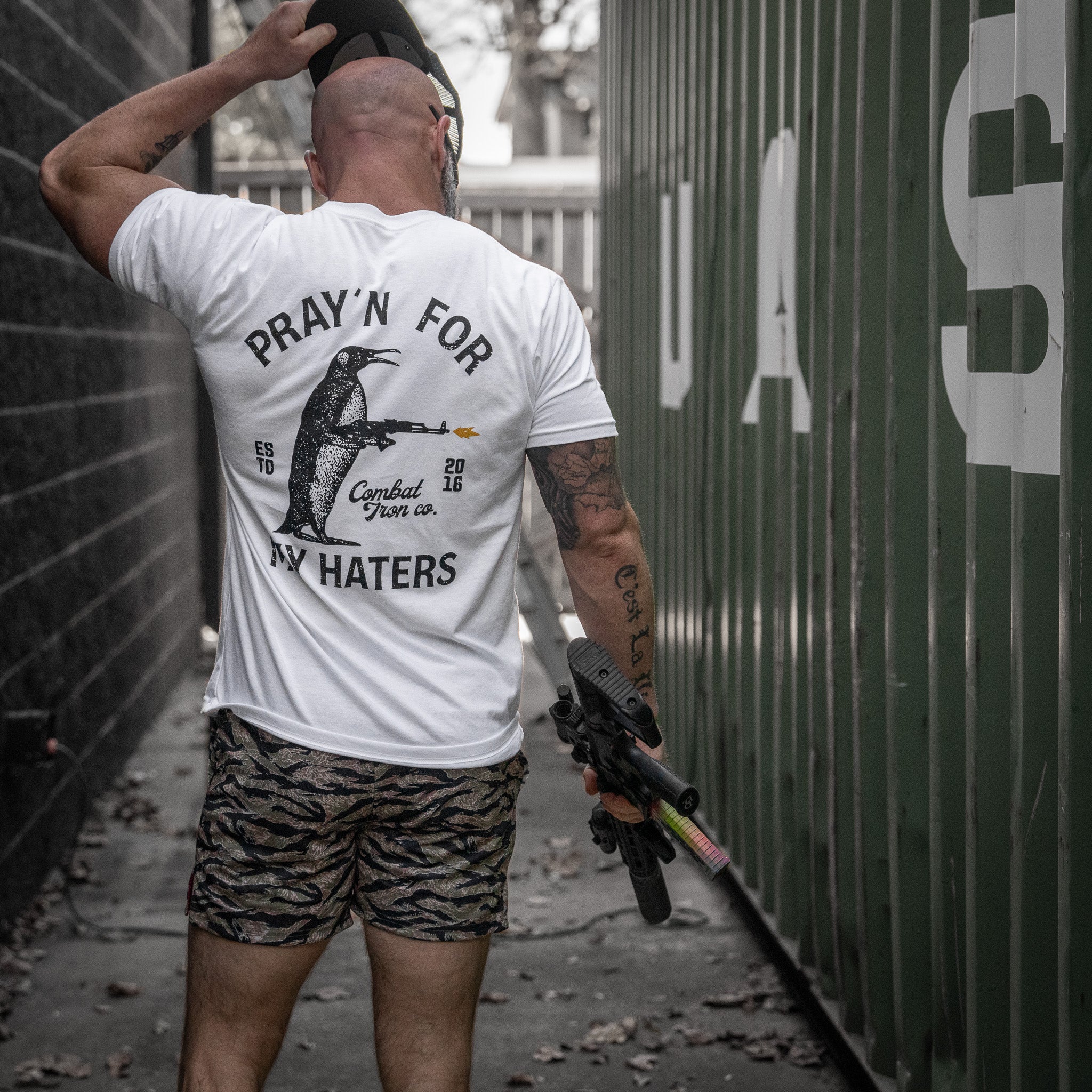 Pray'n For My Haters Men's T-Shirt - Image 8